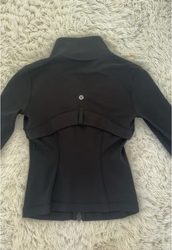 Lululemon Define Jacket Nulu Cropped - Image 3