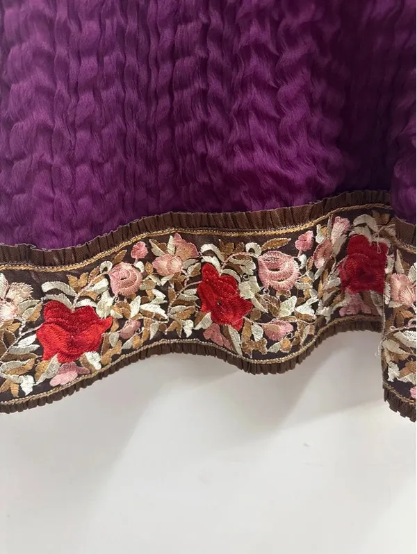 Ladies sz Med Pakistani Embroidered dress - Image 5