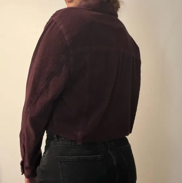 Forever 21 burgundy crop jacket - Image 4