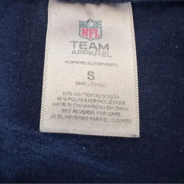 Seattle Seahawks women’s top size small Blue - Image 5