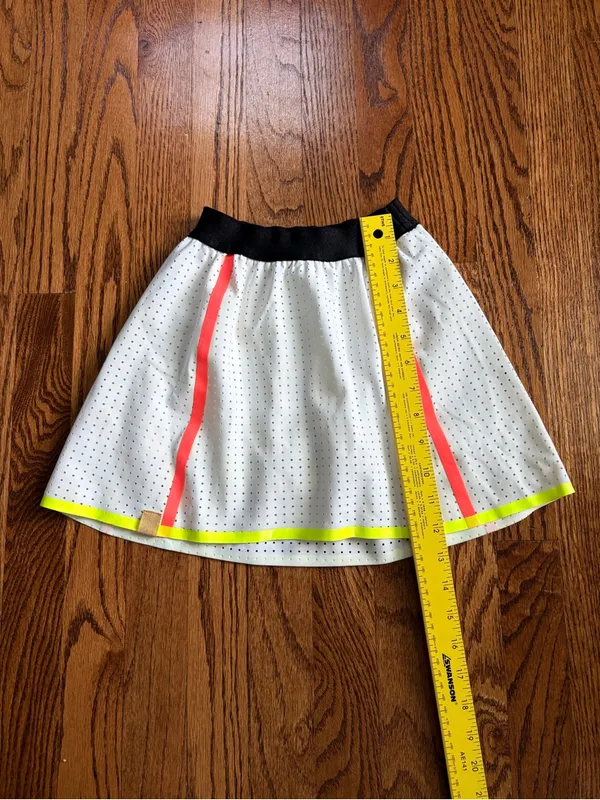 Monreal London XS Perforated Tennis Skort Neon Trim Built In Shorts - Image 9