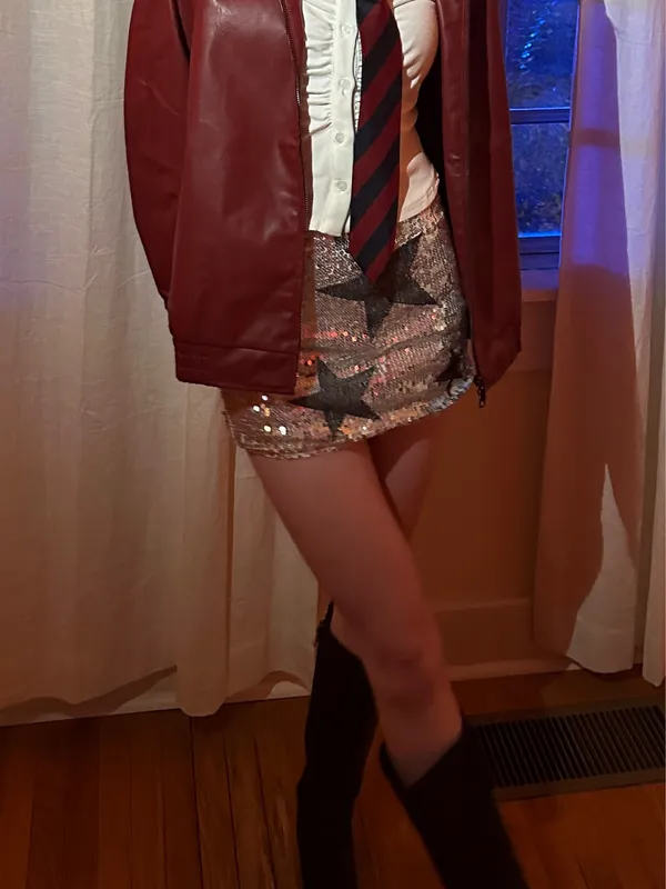 Amazon Silver Star Sequin Mini Skirt - Image 2