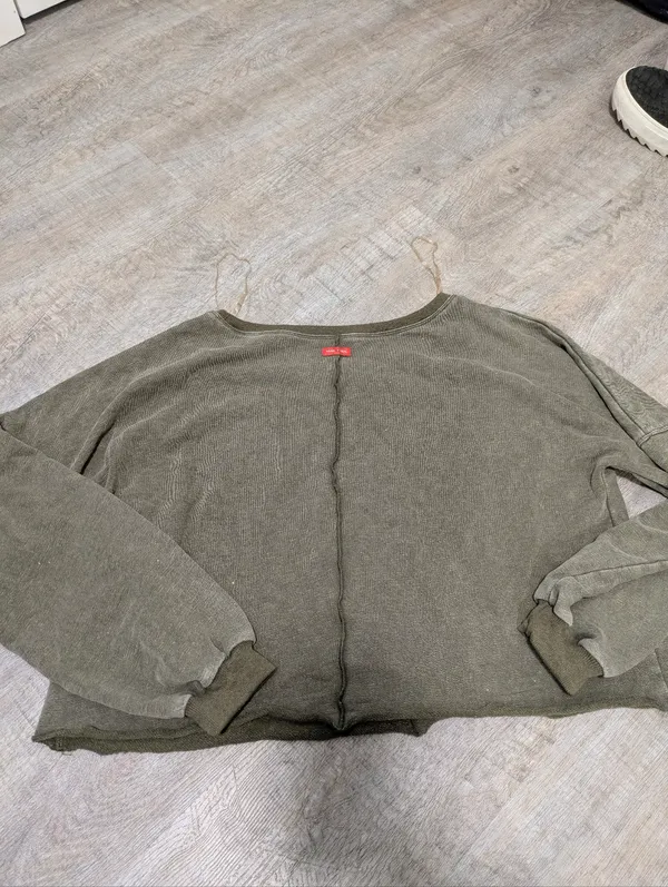 Hard Tail Olive Green Washed Sweater Size M - Image 4