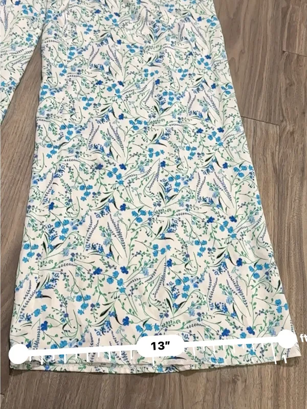 Victoria's Secret White and Blue Floral Wide-Leg Jumpsuit - Image 7