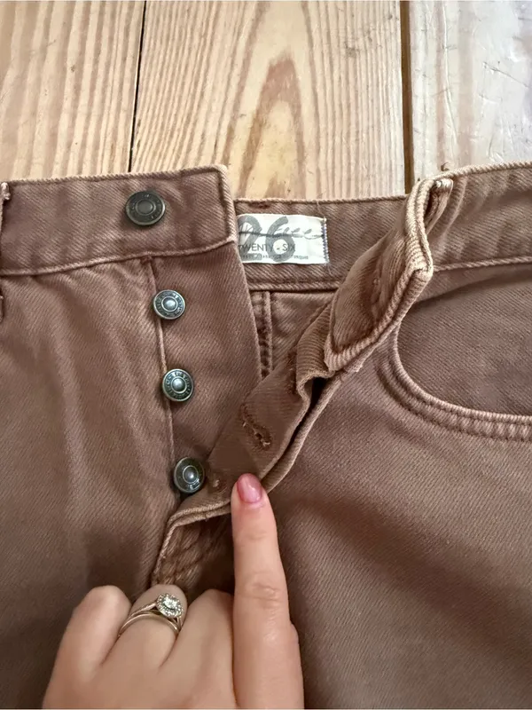 We The Free Denim Shorts size 26 - Image 2