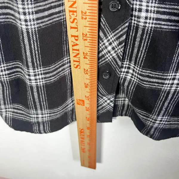 SWIXXZ Flannel‎ Button Shirt Medium Chrome Grunge Emo Skater - Image 6