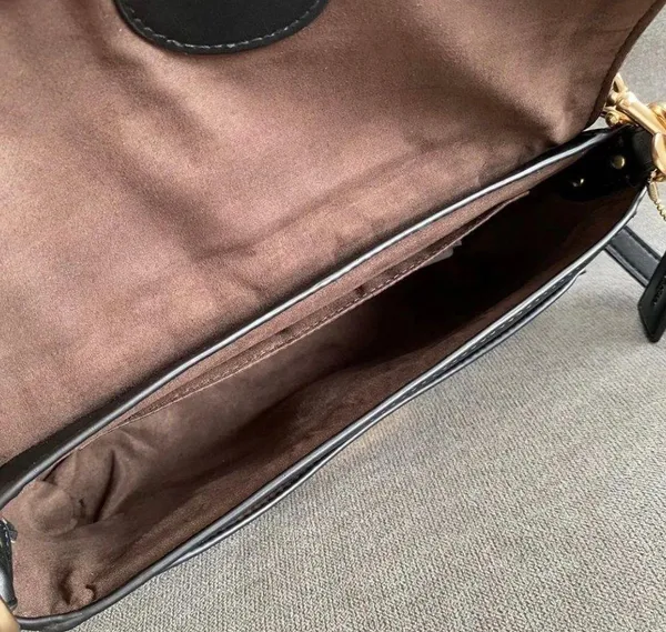 Coach Jade Shoulder Bag With Linear Quilting - Image 8