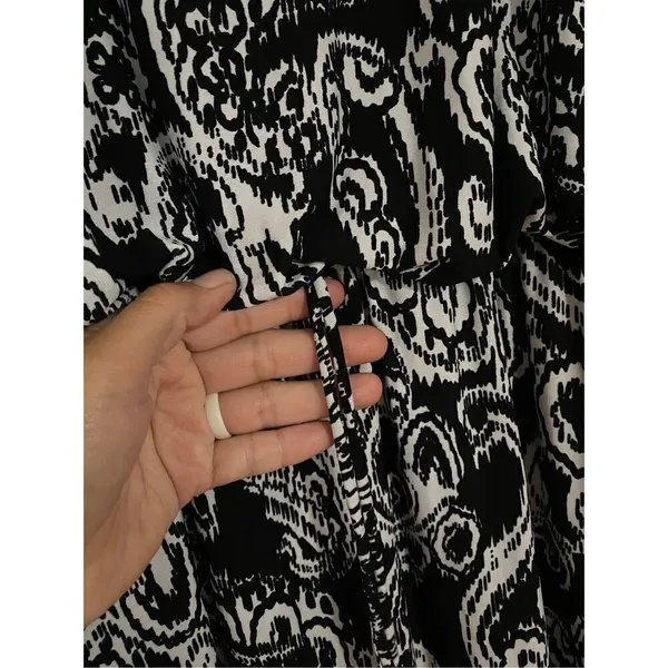 Kiara Black White Paisley Print Sleeveless Maxi Dress Faux Tie Size Large - Image 4