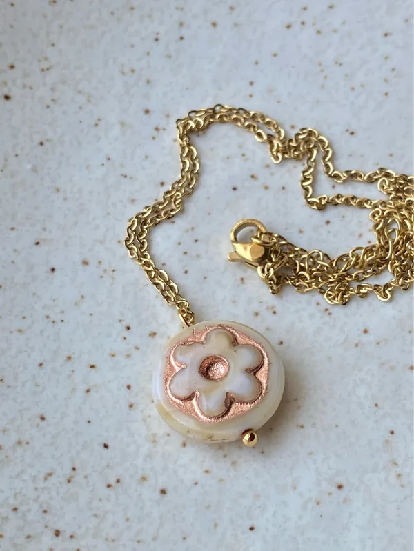 Handmade quality Czech glass flower bead fairy boho retro style necklace🌿✨ - Image 6