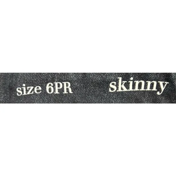 Crown & Ivy Petite Skinny Blue Jeans w/Floral‎ Pink Embroidered Design Size 6PR - Image 4