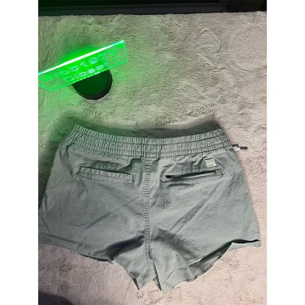 Vuori Women's Utility Ripstop Shorts Sage Green Size XS Activewear - Image 3