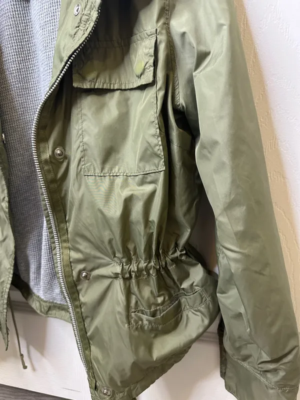 Gap Green Cargo Windbreaker Jacket | Utility Pockets | Cinched Waist | Size XS - Image 3