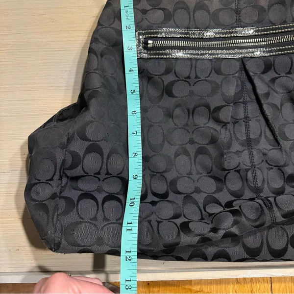 🛍❤️‍🔥 COACH black Signature Monogram Handbag Patent Leather Handle Large Tote - Image 9