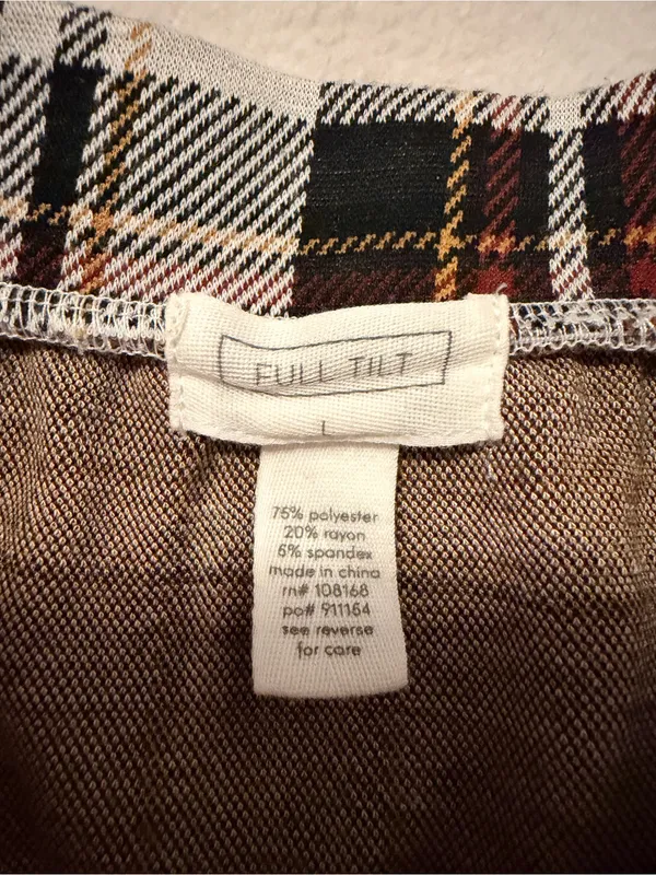 Full Tilt Plaid A-Line Skirt in Cream and Black - Image 3