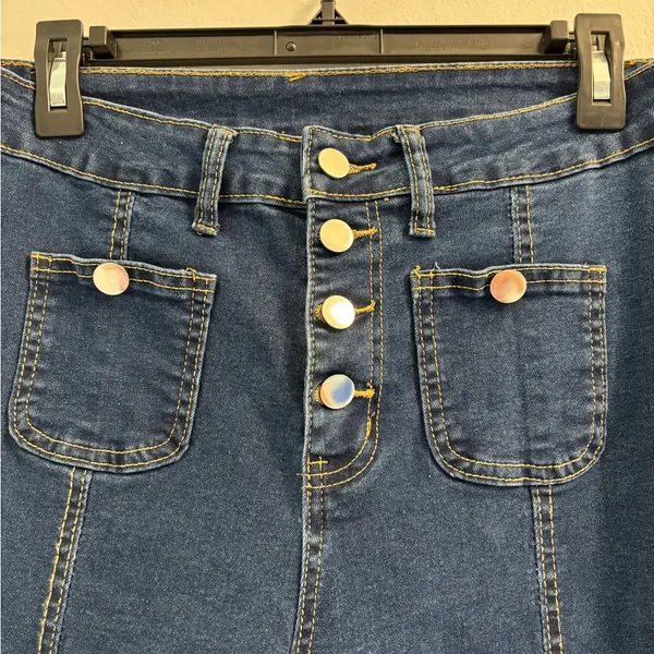 Women’s High Waisted Denim Jeans Size L Button Front Bootcut Blue - Image 4