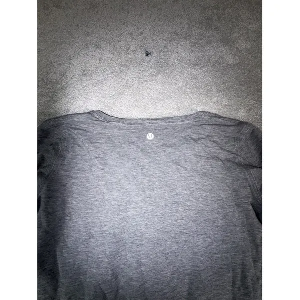 lululemon gray/white long sleeve layered shirt 6 thumb holes - Image 9