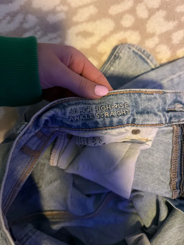 American Eagle Jeans - Image 5