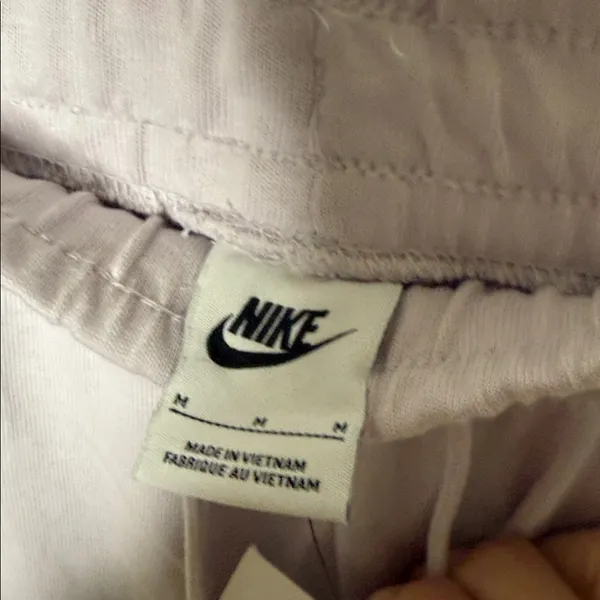 NWT Nike standard fit high rise light purple jogger sweatpants sz M - Image 4