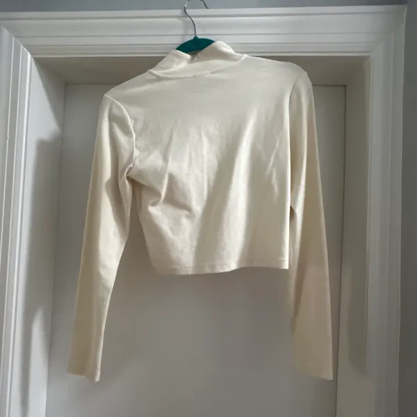 Sunday Best Aritzia Quarter-Zip - Image 4
