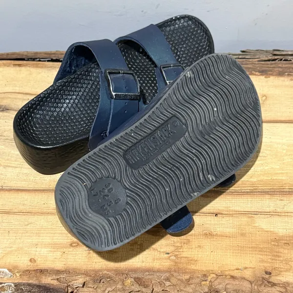 Birkenstock‎ Metallic Green Size 7 A48 - Image 7