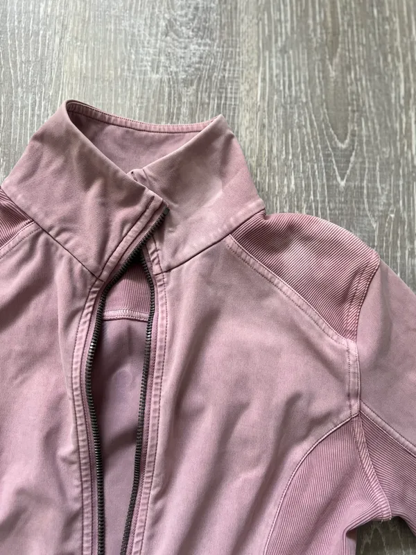 Lululemon Cut Class  Pink Jacket - Image 4