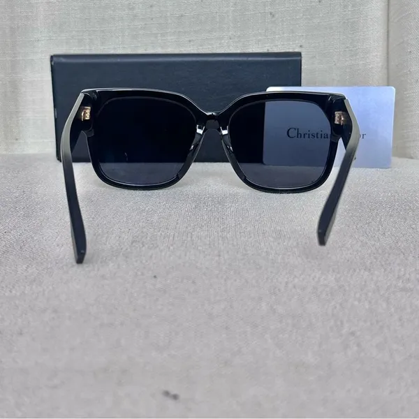 Christian Dior Matte Logo Black Sunglasses - Image 13