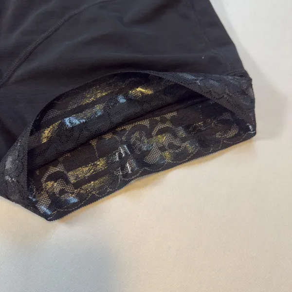 TikTok NWOT Black High Waist Hook & Loop FIRM Shapewear Shorts Lace Trim Plus 3X - Image 8