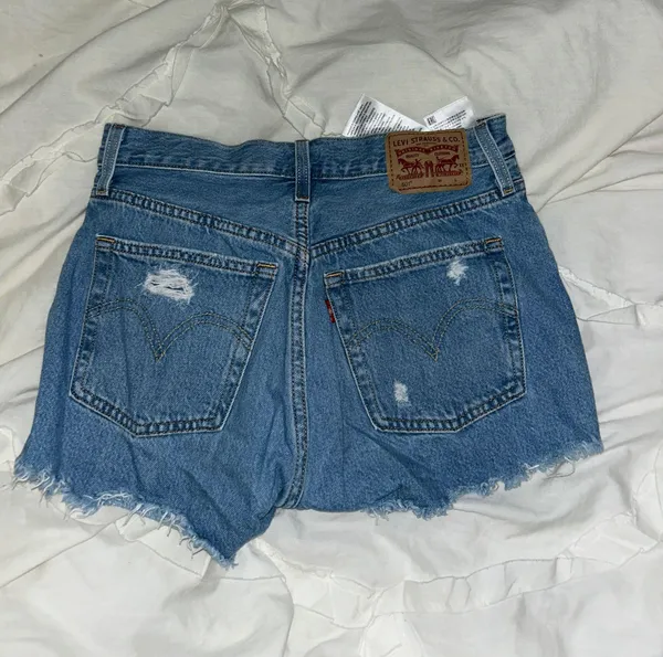 Levi's 501 Shorts - Image 2