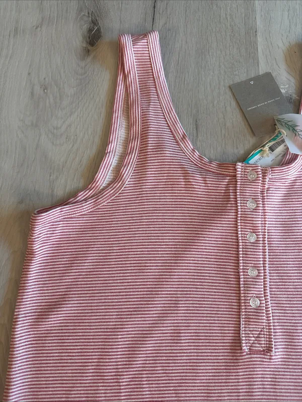 Thread & Supply Maternity SL Henley Tank Red Medium NWT STITCH FIX - Image 6