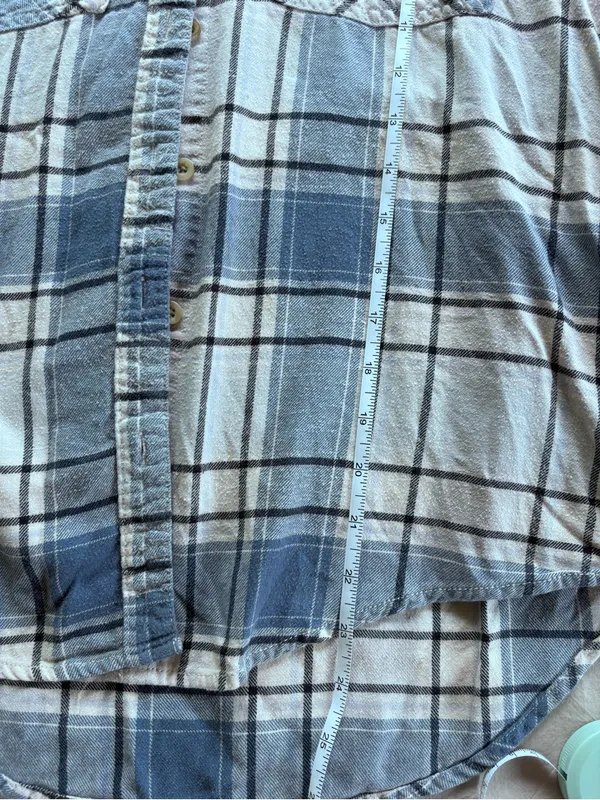 Urban Outfitters Blue & White Flannel - Image 6