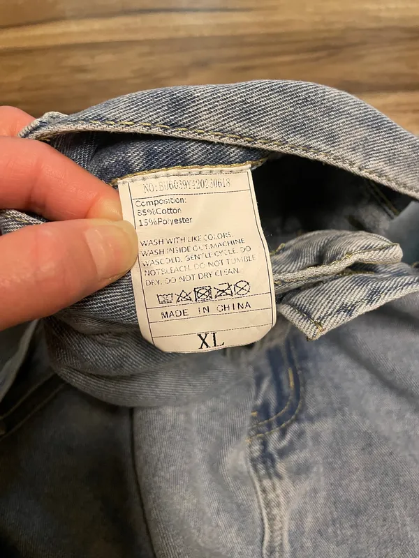Light Blue Women’s Denim Cargo Mini Skirt with Straps and Pockets Size XL - Image 6