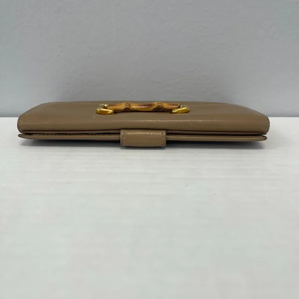 Gucci Bamboo Bi-Fold Leather Wallet in Tan - Preowned - Image 7