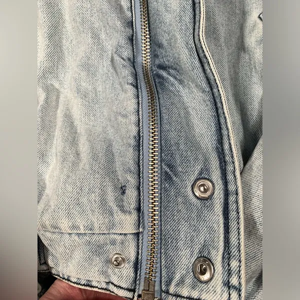 Urban outfitters BDG Light Blue Denim Jacket medium - Image 6