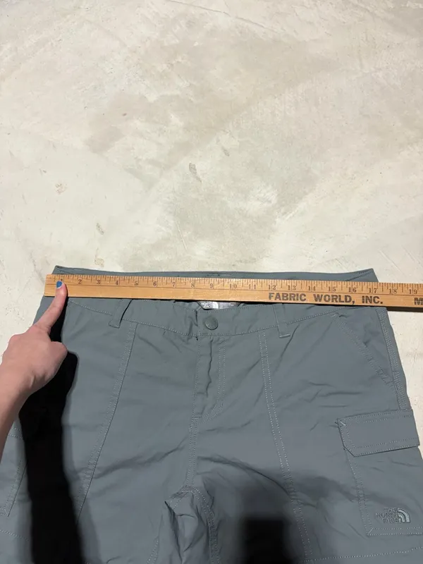 North face zip off hiking pants women’s 12 - Image 8