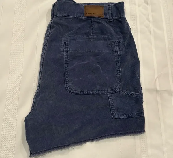 American Eagle Highest Rise Boyfriend Shorts - Image 3