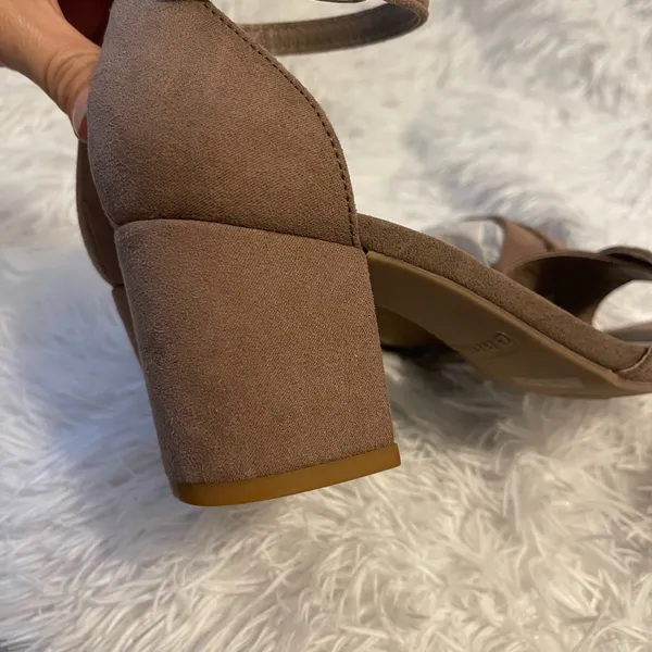 Bamboo Cute minimalistic ankle strap heeled sandals - Image 2