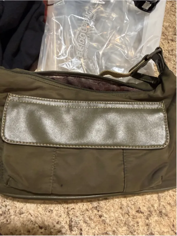 Women's Axcess Shoulder Bag One Size Olive Beige - Image 11