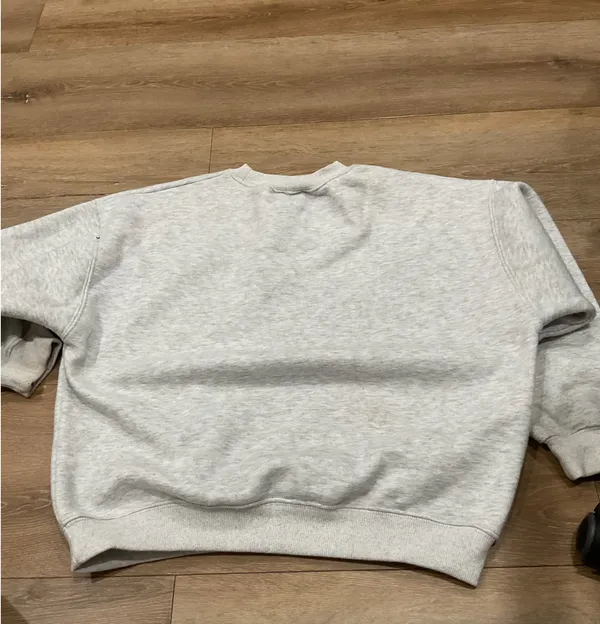 Princess Polly Crewneck Sweatshirt - Image 2