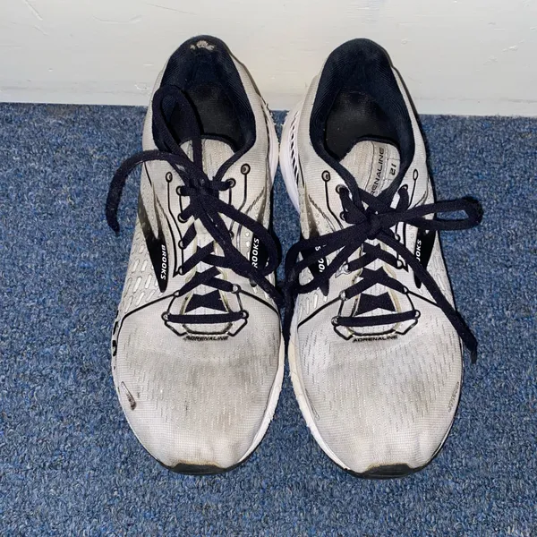 Brooks Adrenaline Guide rails women 8.5 running shoes grey & black - Image 3