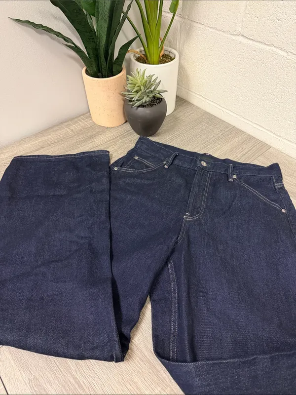 Uniqlo Wide Jeans - Image 2