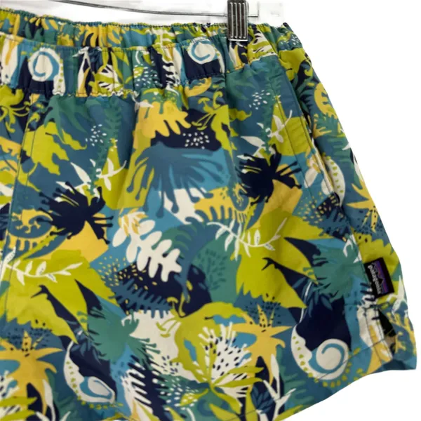 Patagonia Barely Baggies Tropical Women's Shorts Size Large - Image 2