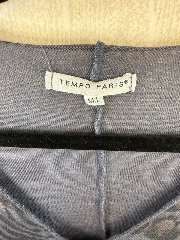 Tempo Paris M/L Oversized Mixed Animal Print Long Sleeve Top Made in Italy - Image 5