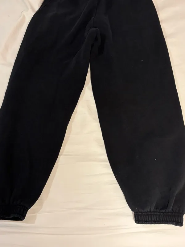 Black Aritzia sweatpants mega  - Image 4