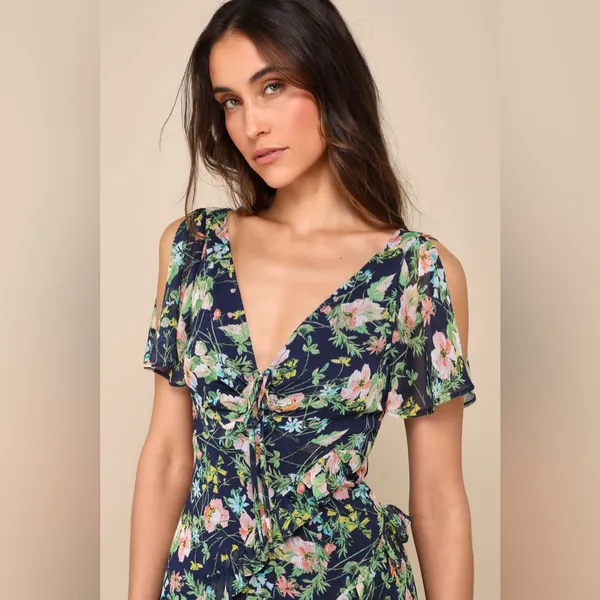 NWT Lulu's Next To You Navy Blue Floral V-Neck Ruffle Midi Dress - Image 3