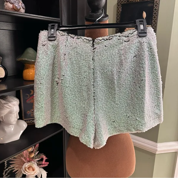 Revolve x NBD Fully Sequined Iridescent Green/Silver Skort Size Medium - Image 7