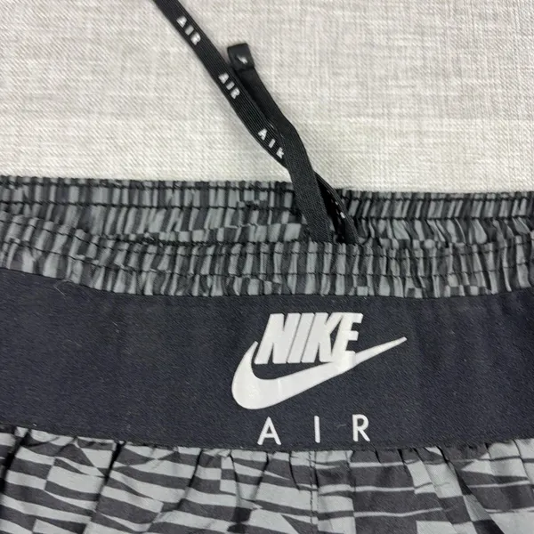 Nike Air Running Shorts Womens Small Black Gray 3 " Dri-FIT Lined CZ9400-068 - Image 2