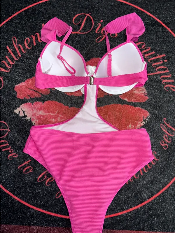 Pink cut-out swimsuit - Image 4
