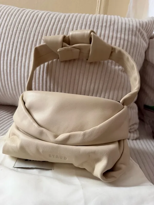 STAUD KISS Cream Padded adjustable Leather Shoulder Bag - Image 3
