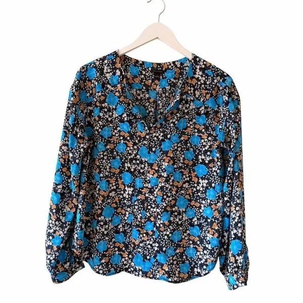 Ann Taylor Floral Seamed Split Neck Popover Blouse Night Sky Lightweight SZ S - Image 3