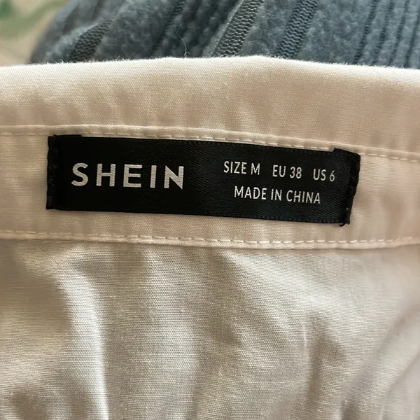 SHEIN Essnce Drop Shoulder Lantern Sleeve 2 In 1 Blouse Size Medium - Image 5